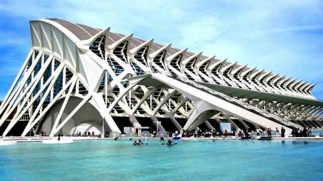 软件企业 用于扩大再生产,增添先进技术设备提升开发产能