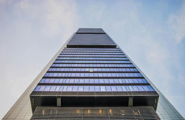烟厂管理技术设备：助力烟厂高效生产与品质管控的核心要素